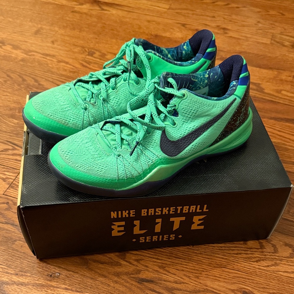 Kobe 8 System Elite- Superhero